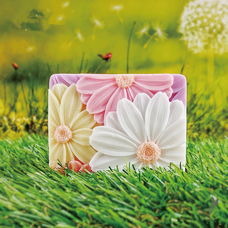 Newest!!!3d Elegant Sunflower  - огляд і ціна Soap Making Book